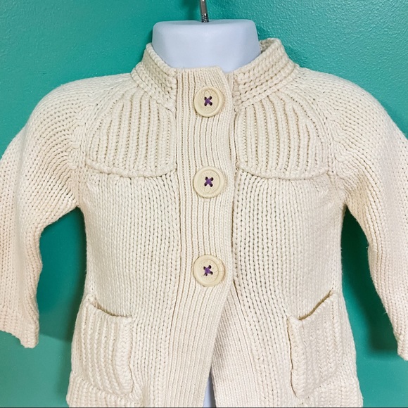 OshKosh Cream 3 Button Knit Cardigan Sweater Baby Girl Size 9M - Picture 5 of 8